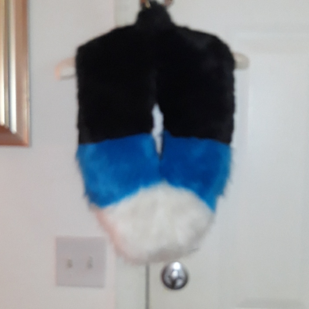 Betsey Johnson Xox Faux Fur Muffler